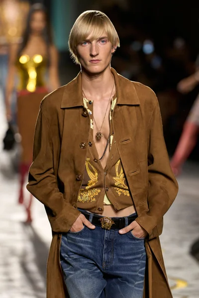 Look 29